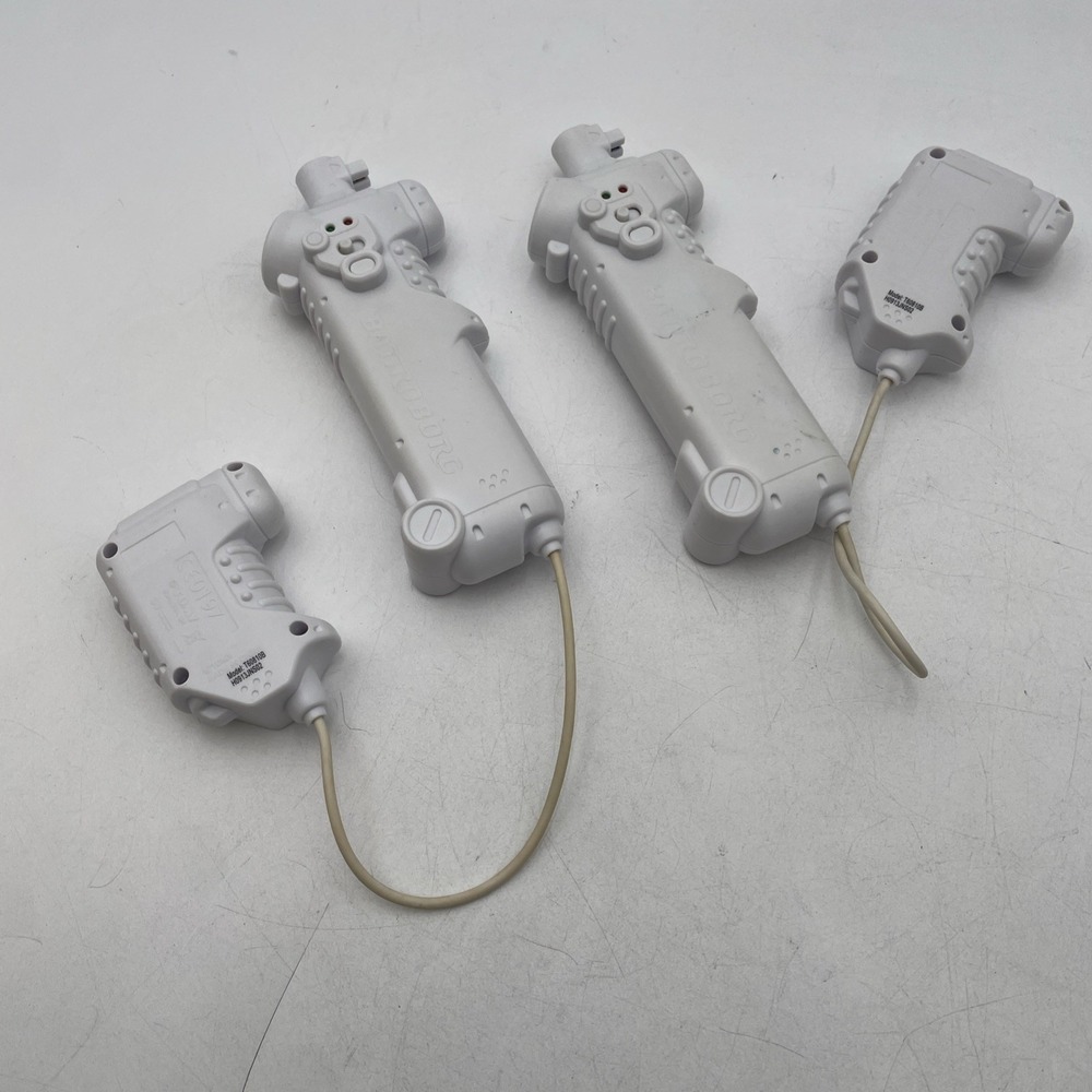 Tomy Battroborg White Replacement  2 Controller RC Robot Battle Fighting Robots